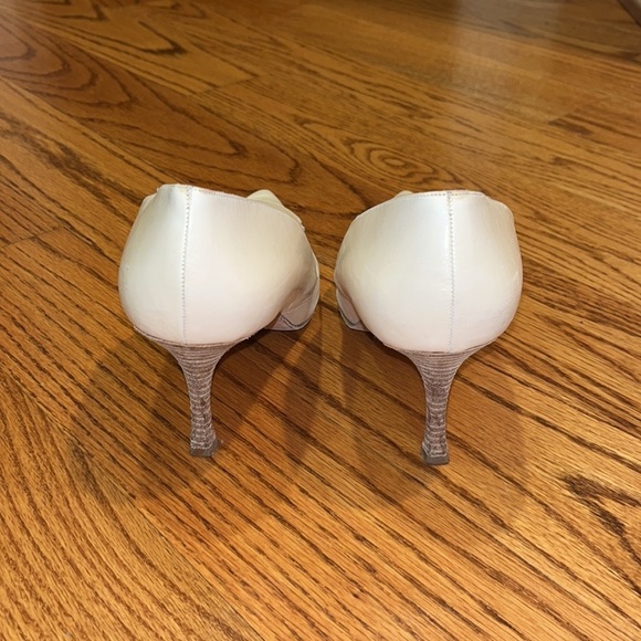 Manolo Blahnik Woman’s Cream Heels Size EU 40.5 - Picture 4 of 7